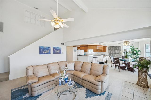 151 Tamana Drive, Tiki Island, TX 77554