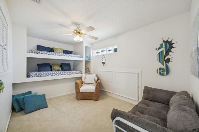 151 Tamana Drive, Tiki Island, TX 77554