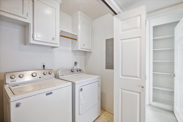 151 Tamana Drive, Tiki Island, TX 77554