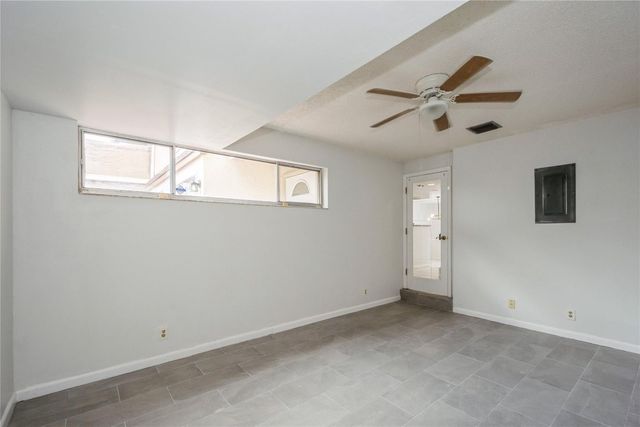 8208 NW 8th Place 4, Fort Lauderdale, FL 33324