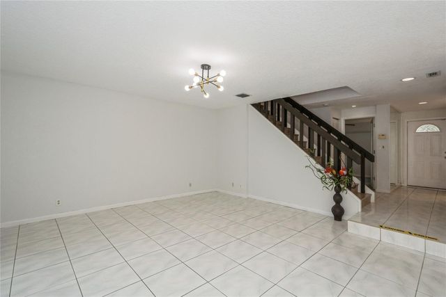 8208 NW 8th Place 4, Fort Lauderdale, FL 33324