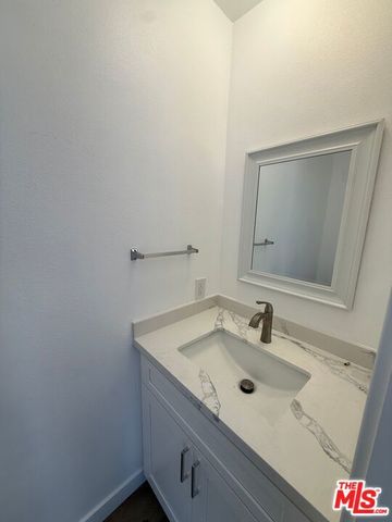 222 N Avenue 66, Los Angeles, CA 90042