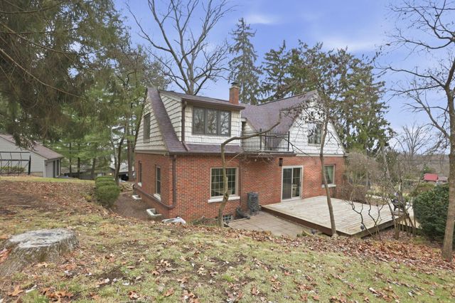 17 Red Bud Lane, Lancaster, OH 43130