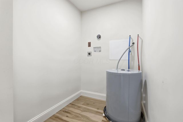 17 Red Bud Lane, Lancaster, OH 43130