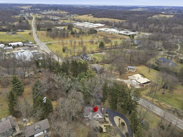 17 Red Bud Lane, Lancaster, OH 43130