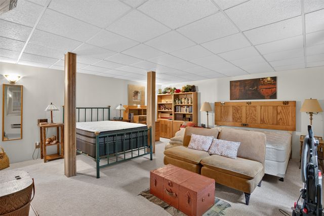 4860 NW 53rd Court, Des Moines, IA 50310