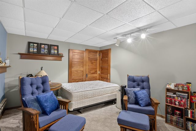 4860 NW 53rd Court, Des Moines, IA 50310