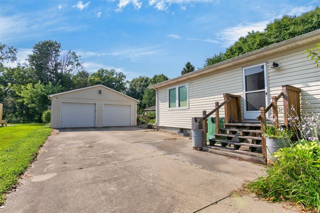4860 NW 53rd Court, Des Moines, IA 50310