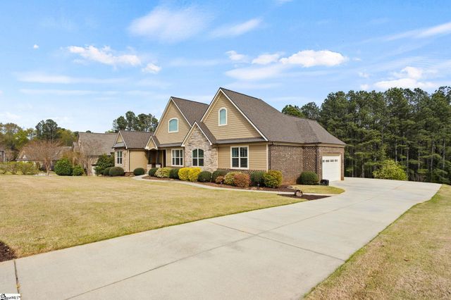 316 Scenic Lake Court, Piedmont, SC 29673