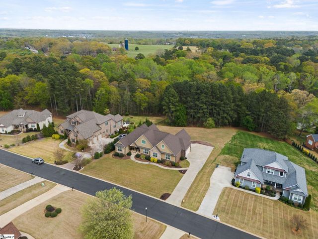 316 Scenic Lake Court, Piedmont, SC 29673