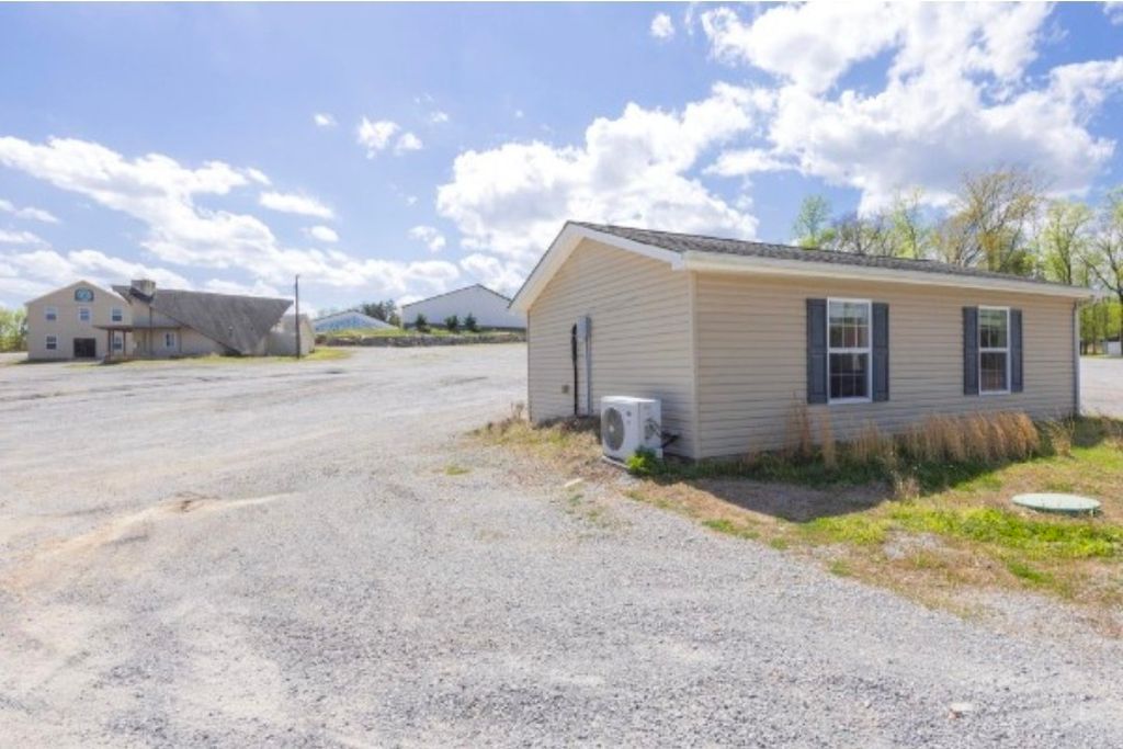 2060 Old Lebanon Dirt Rd, Mount Juliet, TN 37122