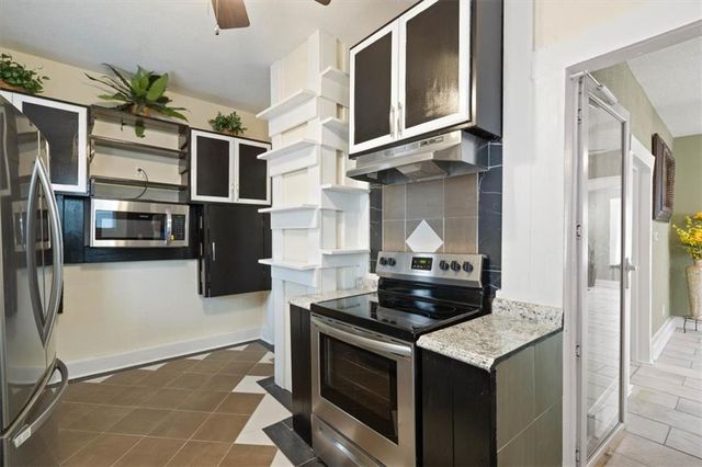 3230 Bellefontaine Avenue, Kansas City, MO 64128