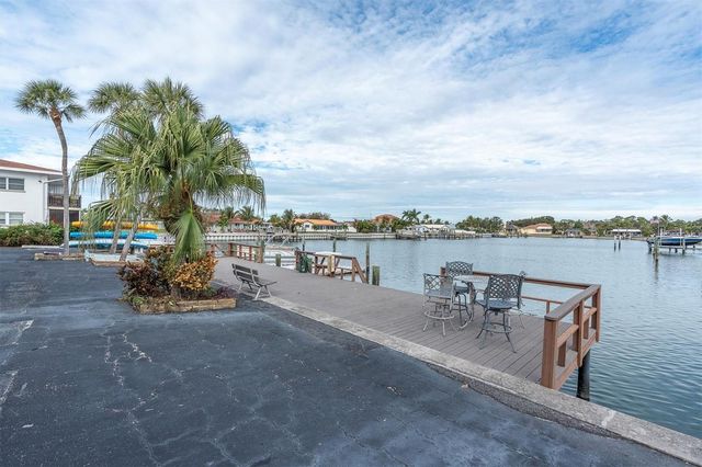 3717 46TH AVENUE S 6, St Petersburg, FL 33711