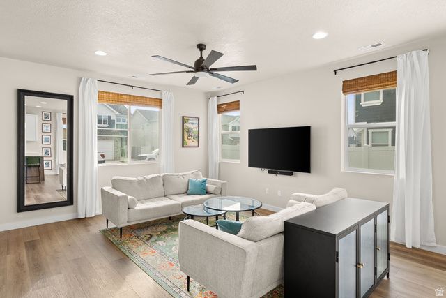 2052 W LYDIA LN, Syracuse, UT 84075