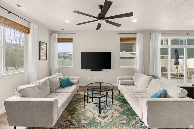 2052 W LYDIA LN, Syracuse, UT 84075