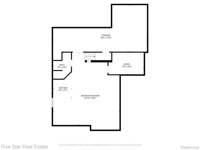 4950 Whitlow Court, Commerce Charter Township, MI 48382