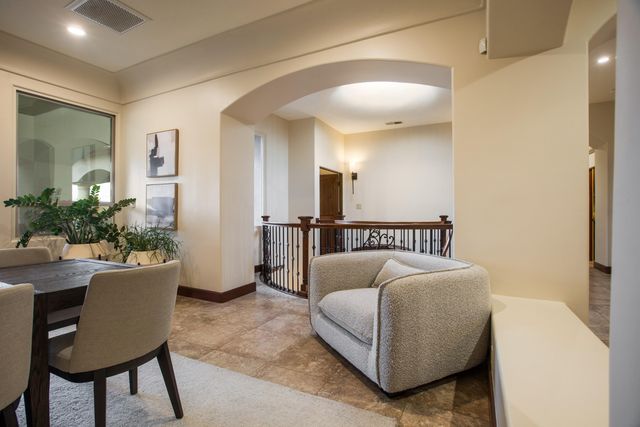 11508 Beringer Avenue NE, Albuquerque, NM 87122