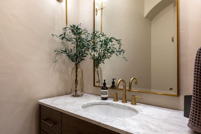 11508 Beringer Avenue NE, Albuquerque, NM 87122