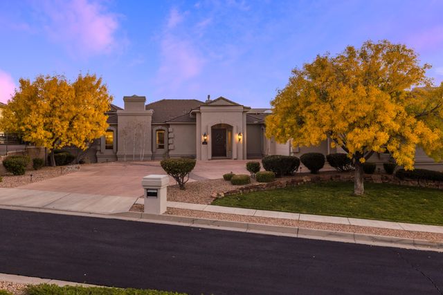 11508 Beringer Avenue NE, Albuquerque, NM 87122