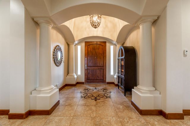 11508 Beringer Avenue NE, Albuquerque, NM 87122