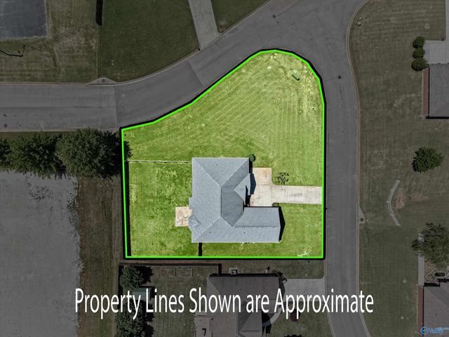 14524 Eva Circle, Athens, AL 35613