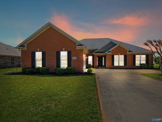 14524 Eva Circle, Athens, AL 35613