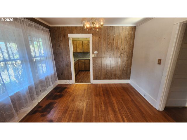 2605 Ne JARRETT St, Portland, OR 97211