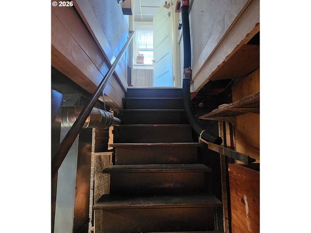 2605 Ne JARRETT St, Portland, OR 97211