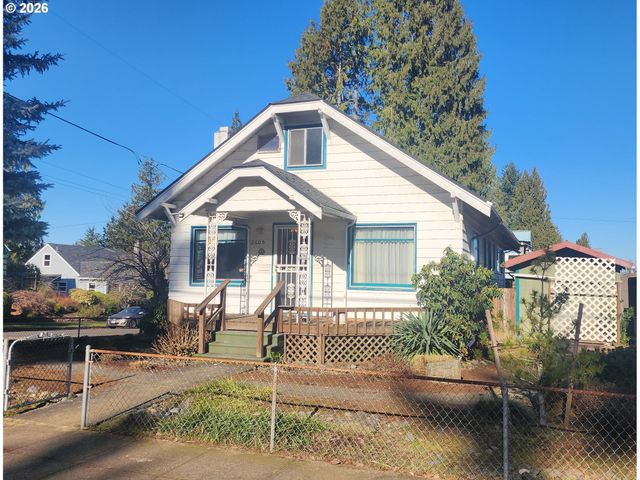 2605 Ne JARRETT St, Portland, OR 97211