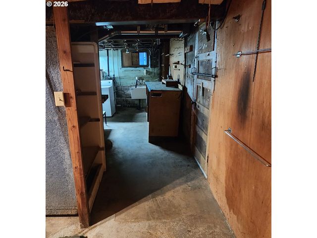 2605 Ne JARRETT St, Portland, OR 97211