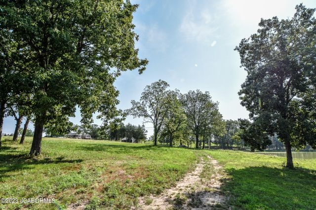 10980 EAGLE LAKE LANE, Holts Summit, MO 65043