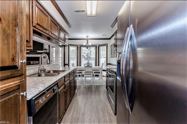 20 Colonies LNDG, Hampton, VA 23669