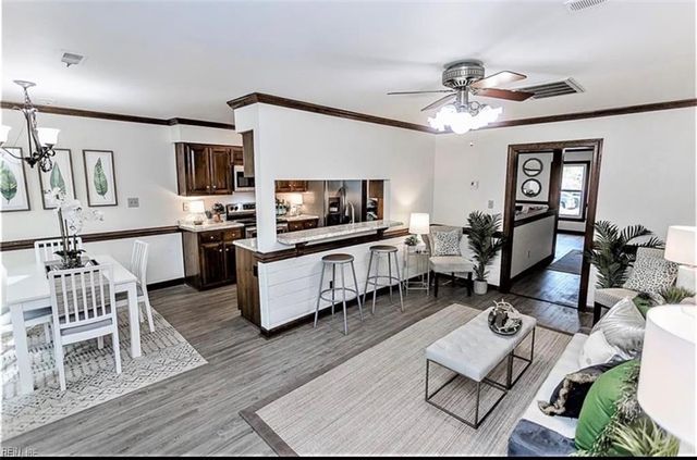 20 Colonies LNDG, Hampton, VA 23669