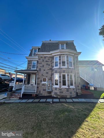 116 E KING STREET, Malvern, PA 19355