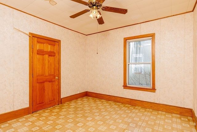 158 Oak Street, Gardner, MA 01440