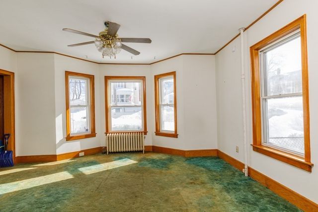 158 Oak Street, Gardner, MA 01440