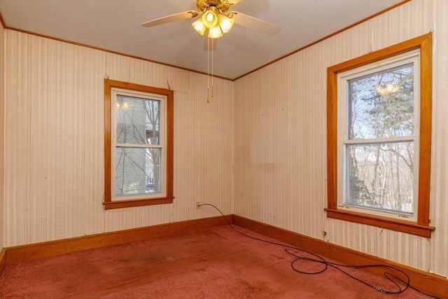 158 Oak Street, Gardner, MA 01440