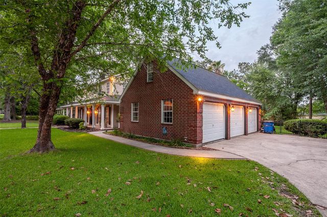 415 Neches Court, Lumberton, TX 77657