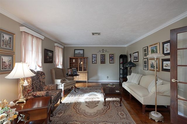 415 Neches Court, Lumberton, TX 77657