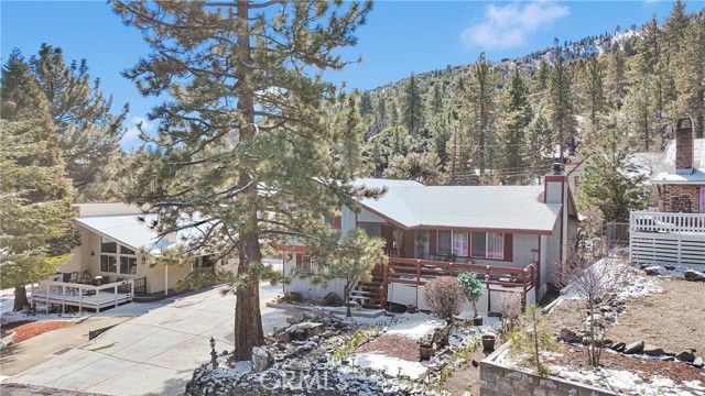 2329 E Canyon Drive, Wrightwood, CA 92397