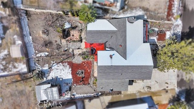 2329 E Canyon Drive, Wrightwood, CA 92397