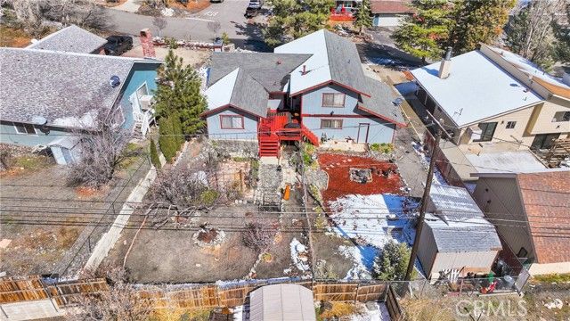 2329 E Canyon Drive, Wrightwood, CA 92397