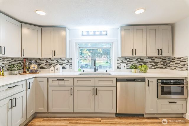 822 S 308 Street, Federal Way, WA 98003
