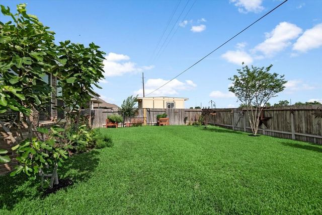 31514 Elkcreek Bend Drive, Hockley, TX 77447