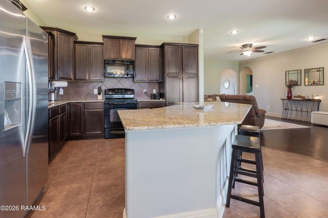 105 Endicott Drive, Carencro, LA 70520