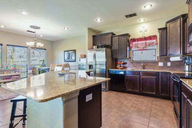 105 Endicott Drive, Carencro, LA 70520