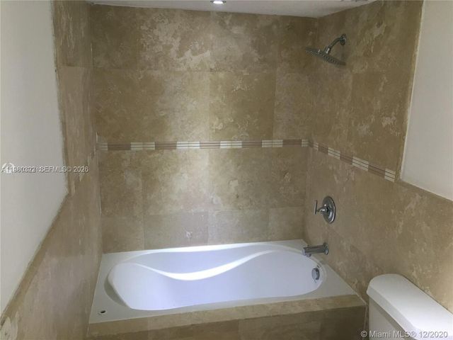 9001 SW 77th Ave C706, Miami, FL 33156