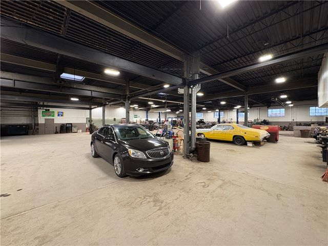 110 Penn Ave, Mt Oliver, PA 15210