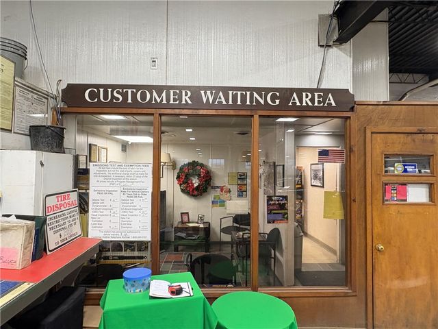 110 Penn Ave, Mt Oliver, PA 15210