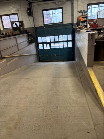 110 Penn Ave, Mt Oliver, PA 15210